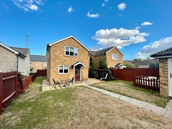 3 Bedroom Detached House To Rent In Nightingale Avenue, Bassingbourn, SG8