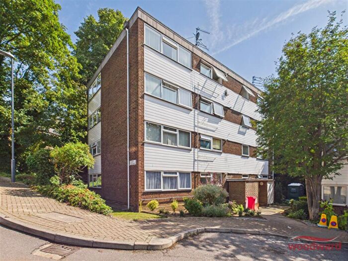 Flat To Rent In Wendela Court, Sudbury Hill, Harrow On The Hill, HA1