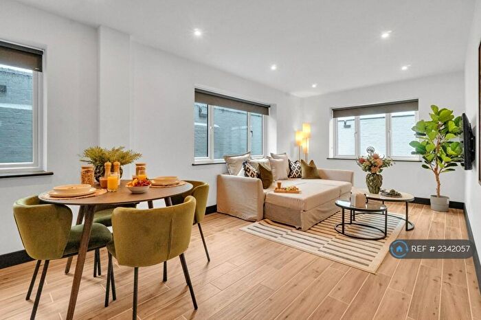 1 Bedroom Flat To Rent In High Road, London, N12