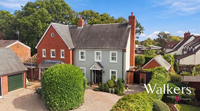 3 Bedroom Semi-Detached House For Sale In Cambridge Close, Stock, CM4