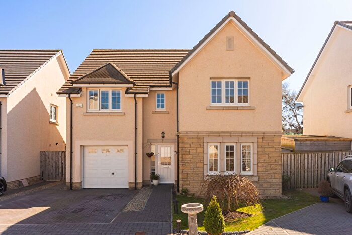 5 Bedroom Villa For Sale In Kilburn Wood Gardens, Roslin, EH25