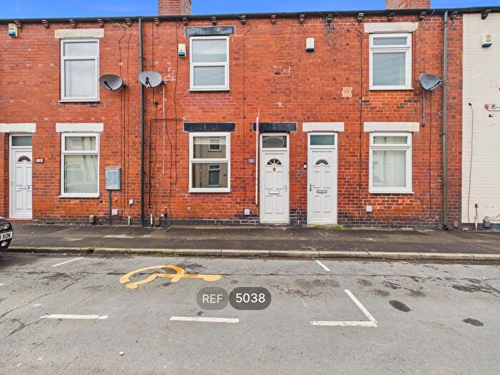 2 Bedroom Terraced House To Rent In Hugh Street, Castleford, WF10