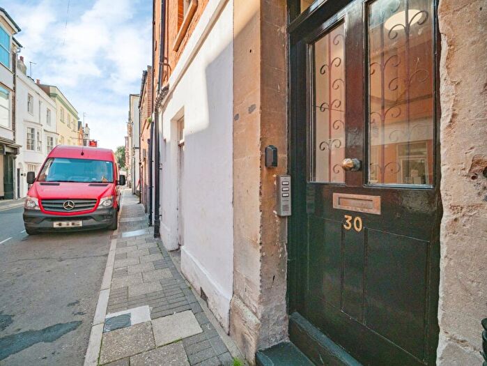 1 Bedroom Flat For Sale In Maiden Street, Weymouth, Dorset, DT4