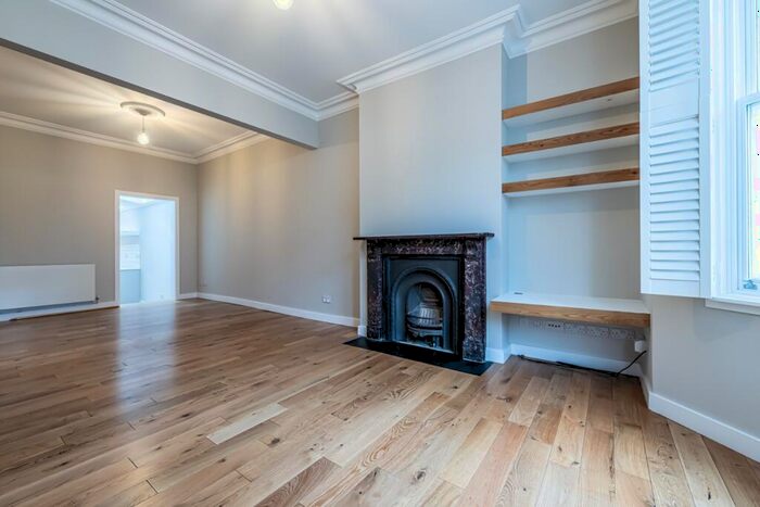 3 Bedroom Semi-Detached House To Rent In Bennerley Road, Battersea, London, SW11