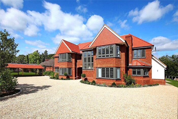 3 Bedroom Apartment For Sale In Woodchester Park, Knotty Green, Beaconsfield, Buckinghamshire, HP9