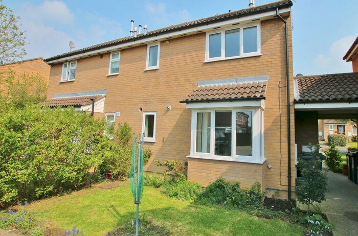 1 Bedroom Detached House To Rent In Waveney Road, St. Ives, Huntingdon, PE27
