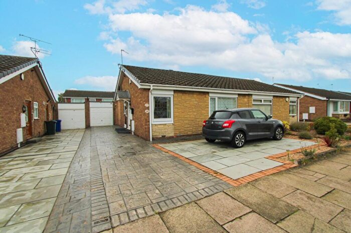 2 Bedroom Semi-Detached Bungalow For Sale In Stoops Lane, Bessacarr, Doncaster, DN4