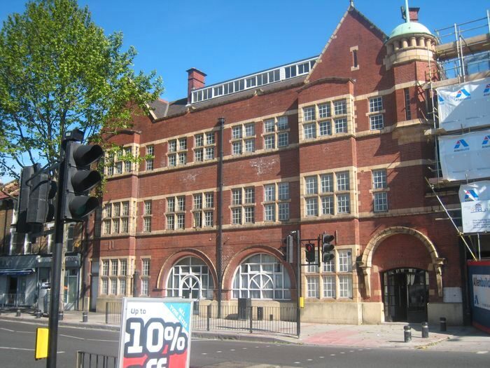 1 Bedroom Flat For Sale In Fairbairn Hall, Barking Road, E13