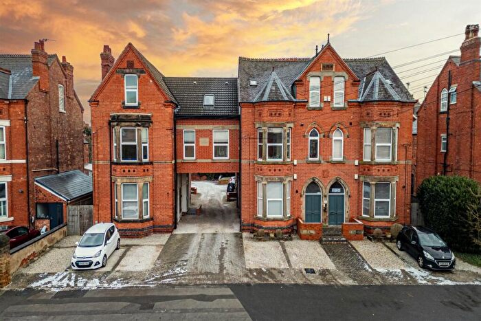 2 Bedroom Flat To Rent In Musters Road, West Bridgford, NG2