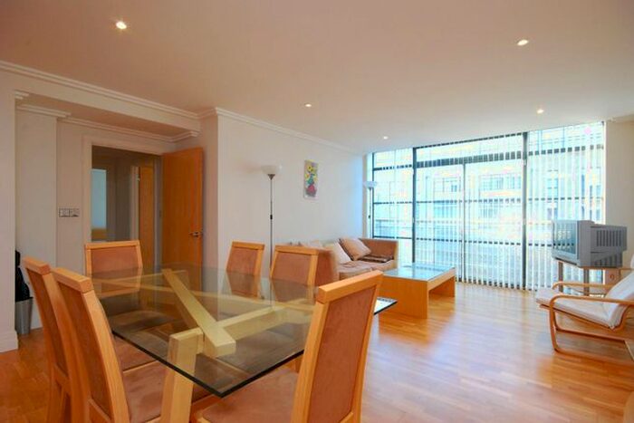 2 Bedroom Flat To Rent In Ferry Lane, Brentford, TW8