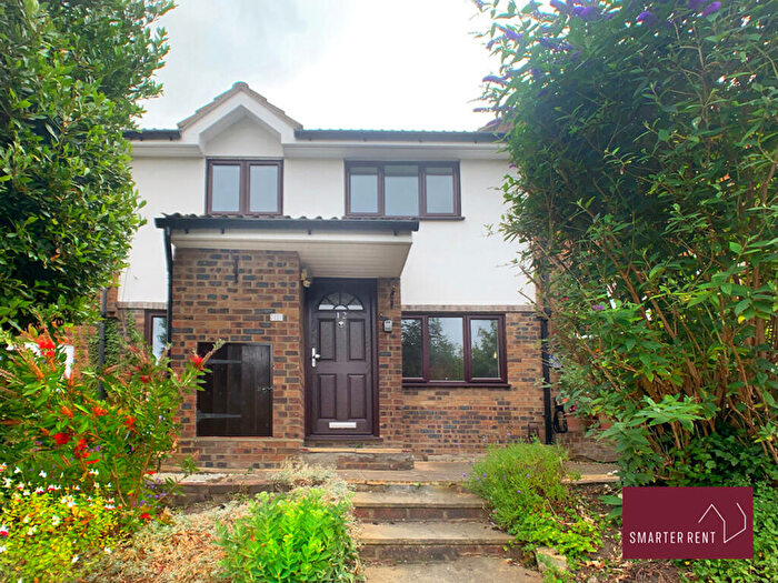 2 Bedroom Terraced House To Rent In Collier Way, Guildford, GU4
