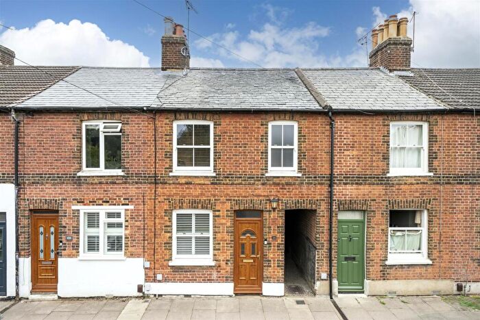 3 Bedroom Terraced House For Sale In Sandridge Road, St. Albans, AL1