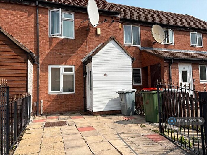 2 Bedroom Terraced House To Rent In Andrewes Gardens, London, E6