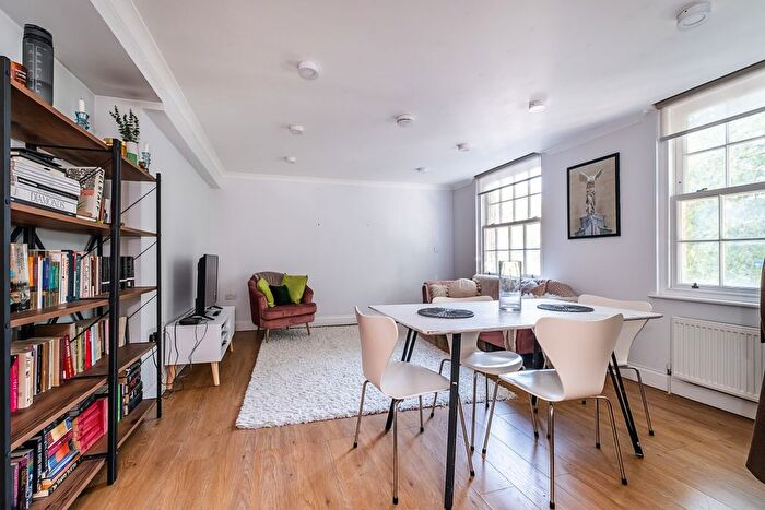 2 Bedroom Flat To Rent In Claylands Place, London, SW8