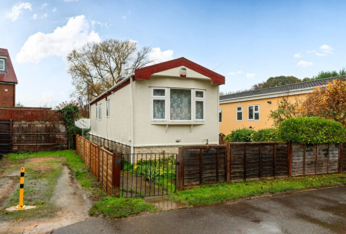 2 Bedroom Property For Sale In Bayswater Farm Road, Headington, Oxford, Oxfordshire, OX3