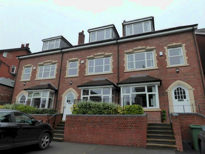 4 Bedroom Town House To Rent In Vernon Road, Birmingham, B16