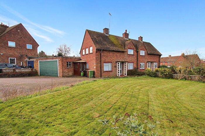 3 Bedroom Semi Detached House For Sale In Abbots Walk, Wye, TN25