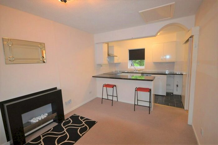1 Bedroom Flat To Rent In Maryfield Walk, Hartshill, Stoke-On-Trent, ST4