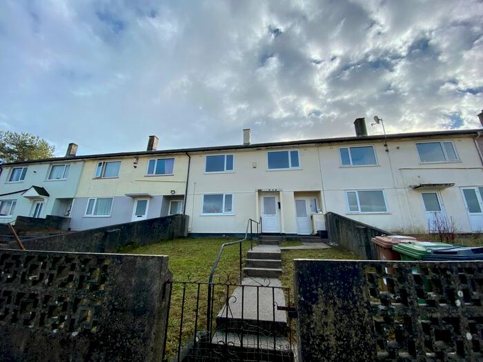 3 Bedroom Property To Rent In Landulph Gardens, St Budeaux, Plymouth, PL5