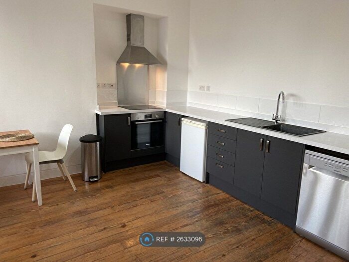 1 Bedroom Flat To Rent In Cross Street, Manchester, M2