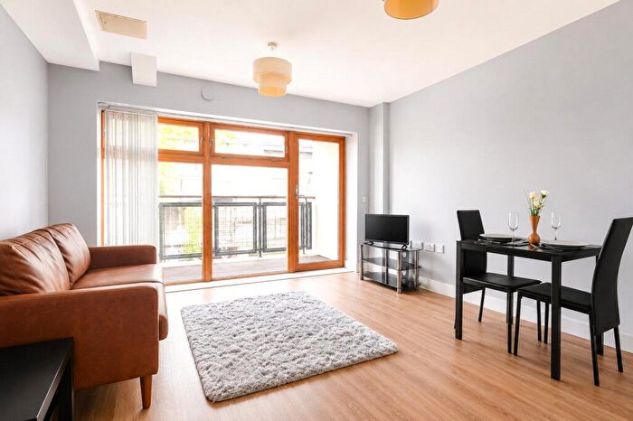 1 Bedroom Apartment For Sale In Broad Weir, Bristol, BS1