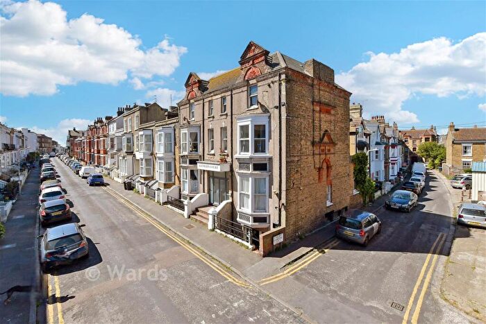 2 Bedroom Apartment For Sale In Ethelbert Road, Margate, Kent, CT9