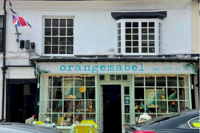 2 Bedroom Flat To Rent In High Street, Alcester, B49