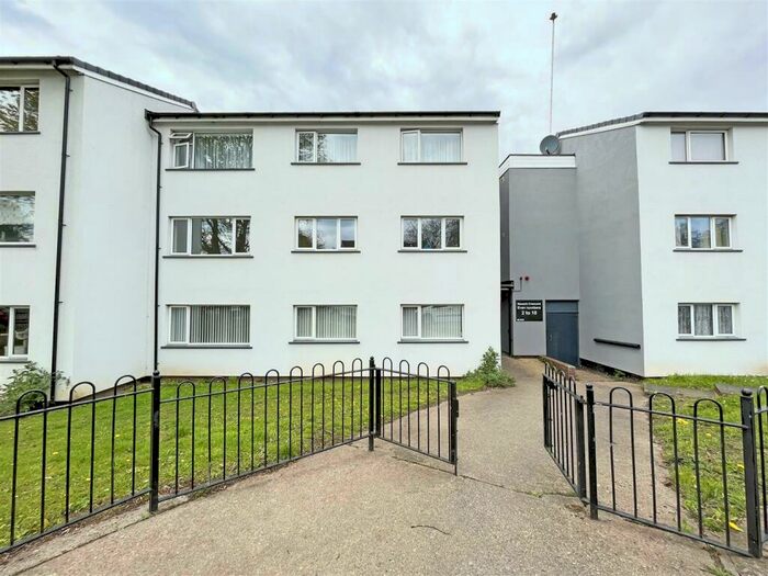 2 Bedroom Flat To Rent In Newark Crescent, Nottingham, NG2