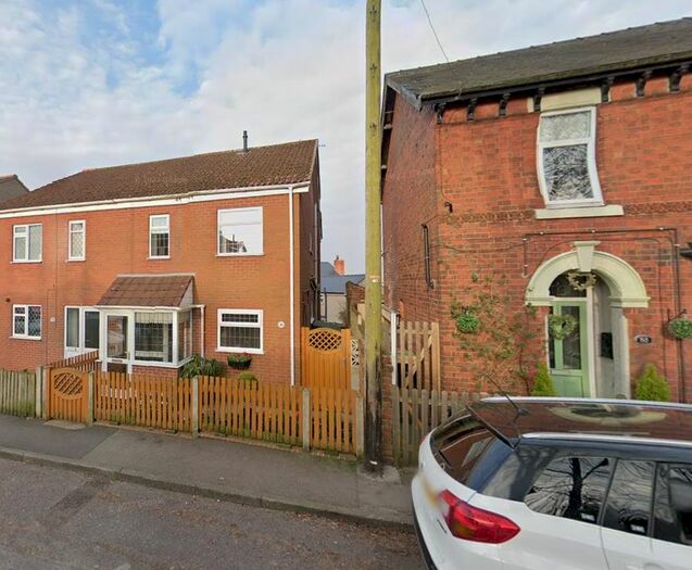 3 Bedroom Semi-Detached House For Sale In Skegby Road, Kirkby-In-Ashfield, Nottingham, NG17