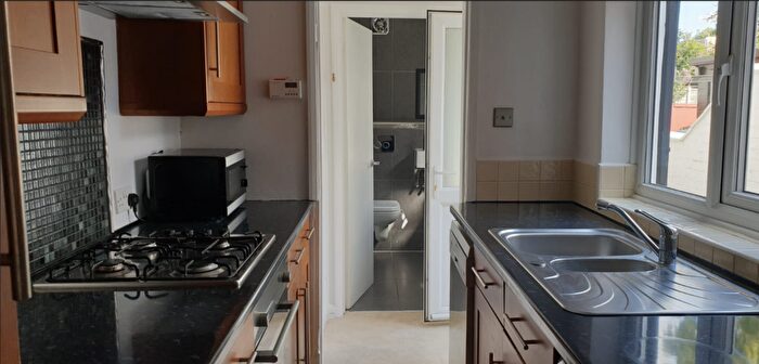 4 Bedroom Terraced House To Rent In Spare Room Available, LN1