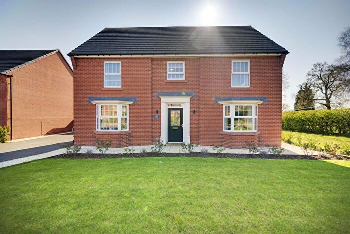 5 Bedroom Detached House For Sale In Yew Crescent, Somerford, Congleton, CW12
