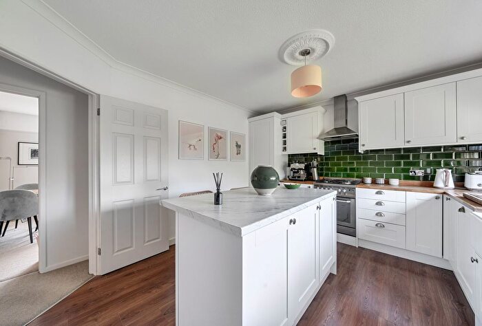 2 Bedroom Flat For Sale In Ramslye Road, Tunbridge Wells, Kent, TN4