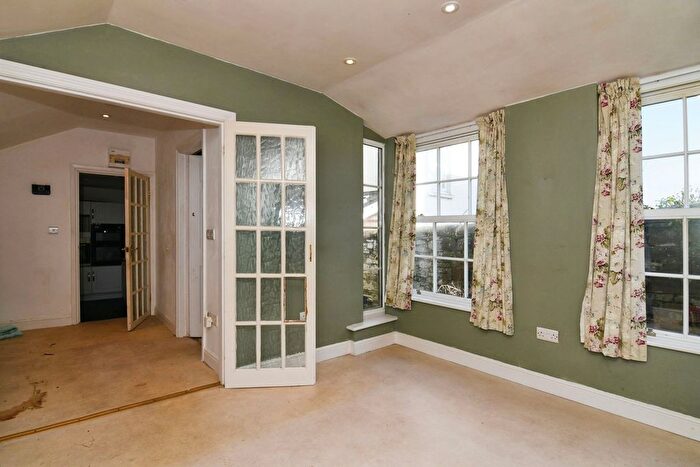 3 Bedroom Terraced House For Sale In Elm Grove, Bideford, EX39