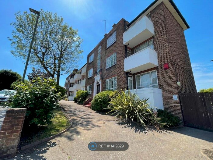 2 Bedroom Flat To Rent In Sydney Road, London, N10