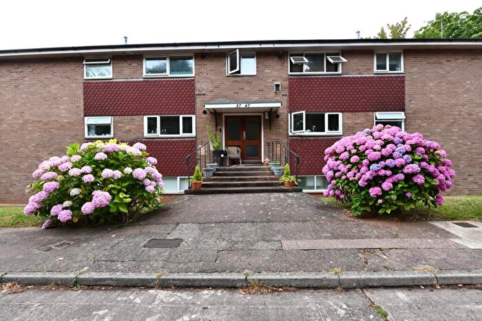 2 Bedroom Flat For Sale In The Marles, Exmouth, EX8