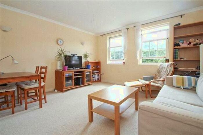2 Bedroom Apartment To Rent In Frederick Square, London, SE16