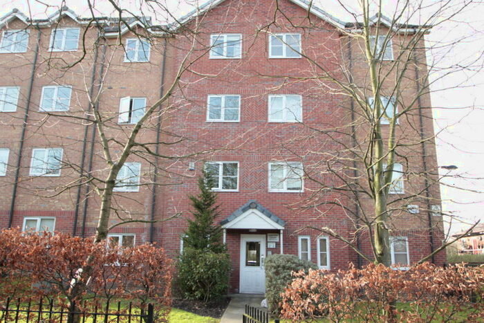 2 Bedroom Flat To Rent In Hall Lane, Wythenshawe, Manchester, M23