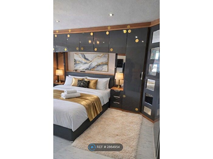 4 Bedroom Detached House To Rent In Warwick Road, Solihull, B92