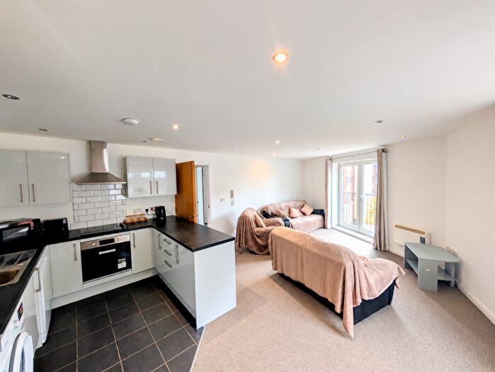 2 Bedroom Apartment To Rent In Caminada House, Manchester, M15