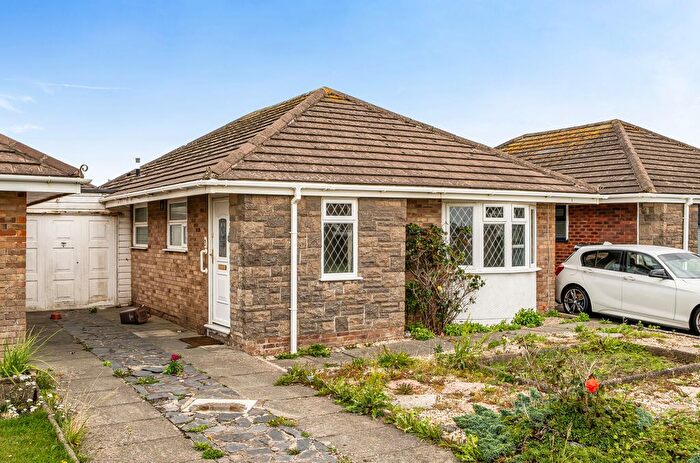 2 Bedroom Bungalow For Sale In Ffordd Dyfed, Tywyn, Gwynedd, LL36