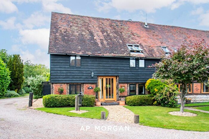 3 Bedroom Barn Conversion For Sale In Sambourne Lane, Sambourne, Warwickshire, B96