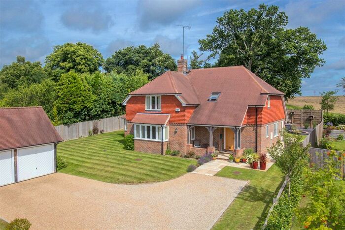 4 Bedroom Detached House For Sale In Newlands Drive, Burwash Weald, Etchingham, TN19