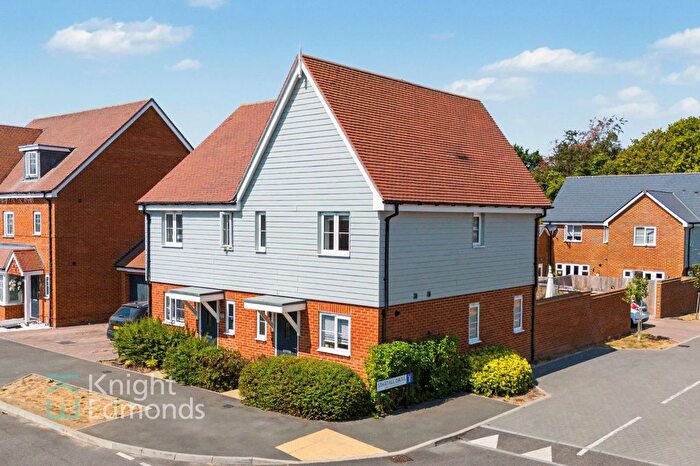 2 Bedroom Semi-Detached House For Sale In Ellis Field, Otham, ME15