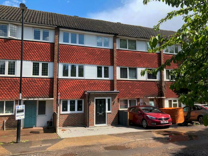 5 Bedroom Terraced House To Rent In Burnt Ash Road, London, SE12