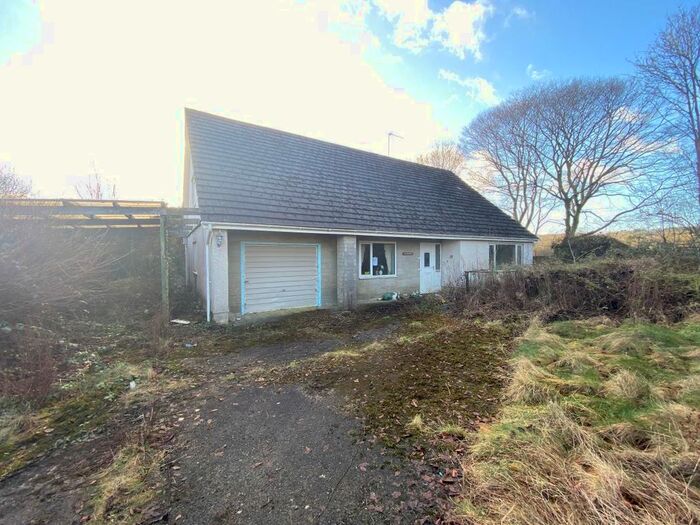 4 Bedroom Detached Bungalow For Sale In Bryn View, Bryn View, Llanpumsaint, Carmarthen, Dyfed SA33