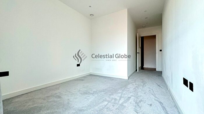 2 Bedroom Apartment To Rent In Heritage Walk, Kingston Upon Thames, Surrey, KT1