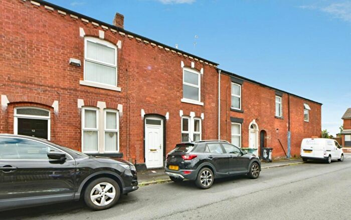 2 Bedroom Terraced House For Sale In Lime Street, Dukinfield, SK16