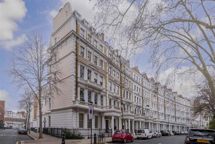 1 Bedroom Flat To Rent In Courtfield Gardens, London, SW5