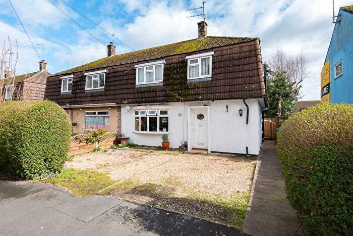 3 Bedroom Semi Detached House For Sale In Dennis Estate, Kirton, Boston, PE20