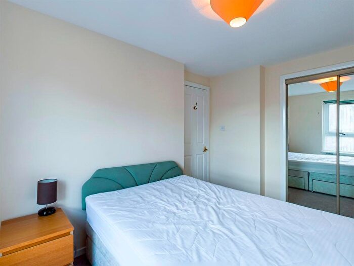 1 Bedroom Flat To Rent In Parkside Terrace, Edinburgh, EH16